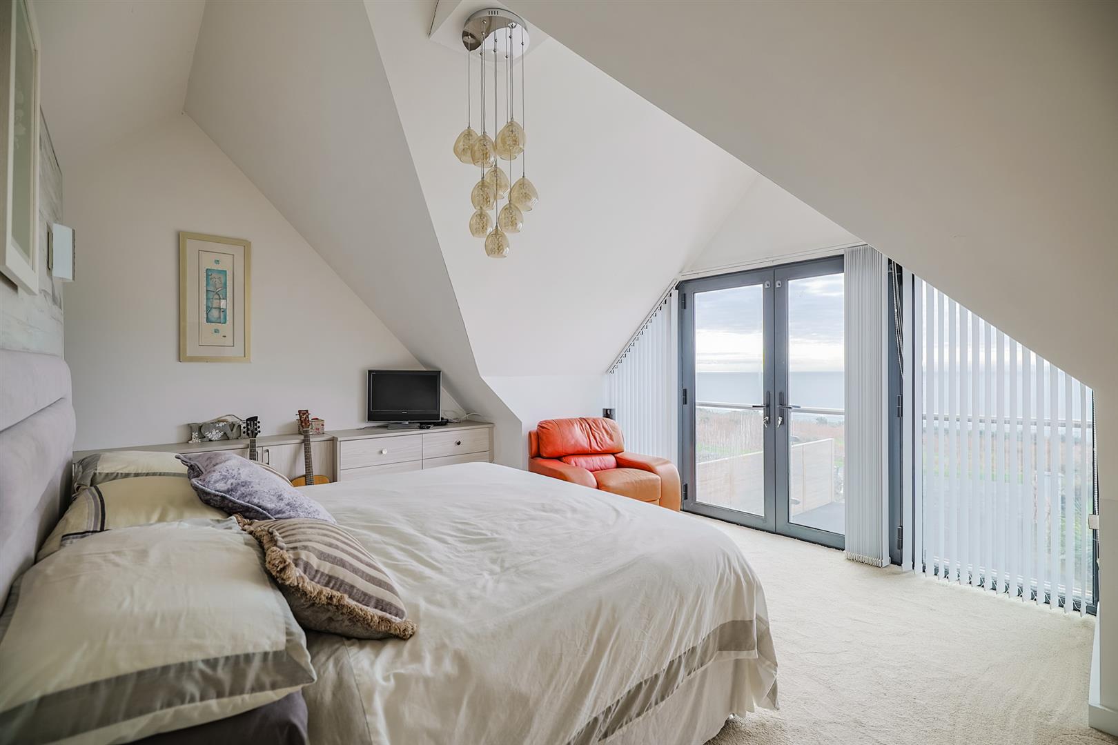 East Cliff, Pennard, Swansea, SA3 2AS